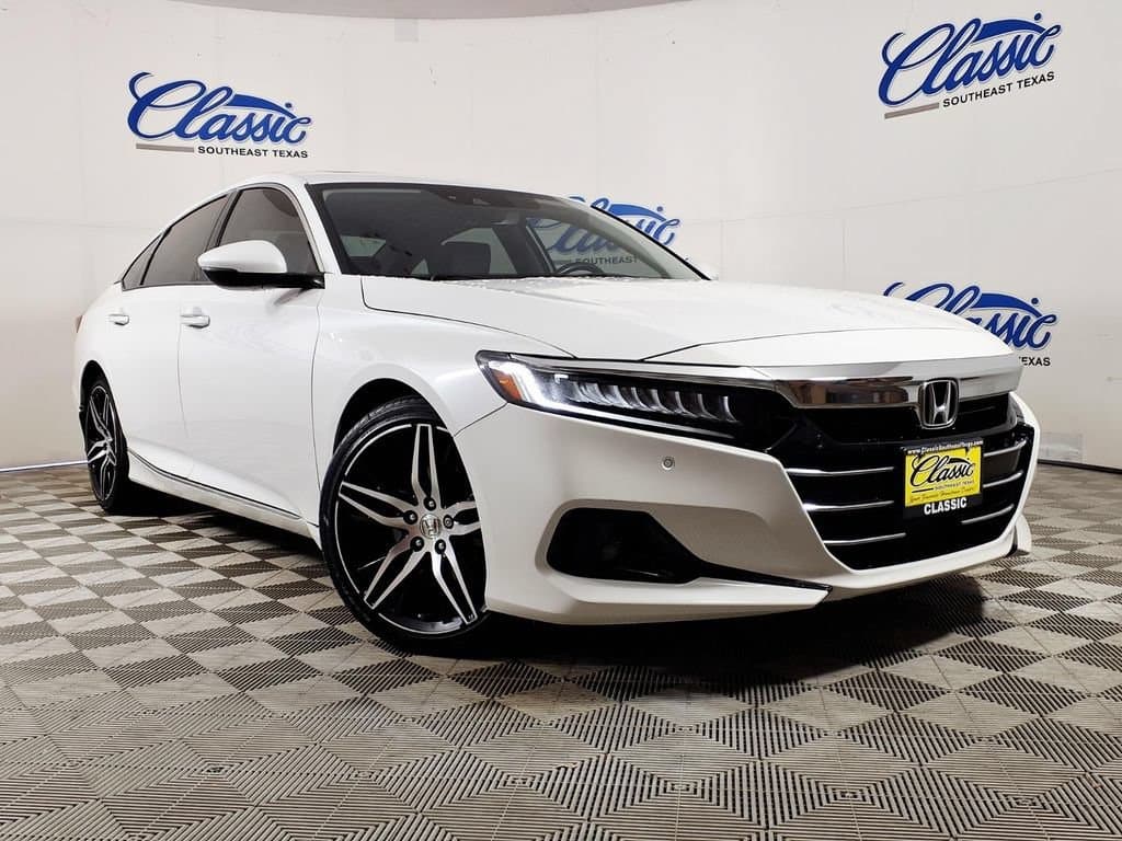 2021 Honda Accord Sedan Touring — photo 1 of 25
