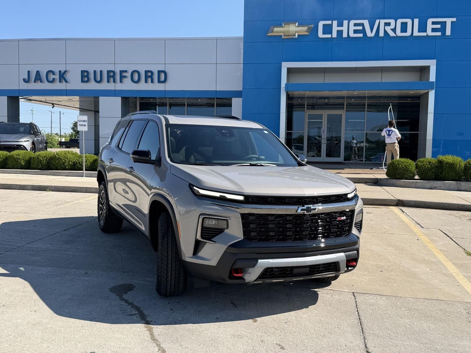 2026 Chevrolet Traverse Z71 — photo 1 of 40
