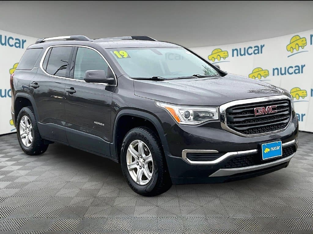 2019 GMC Acadia SLE — photo 1 of 38