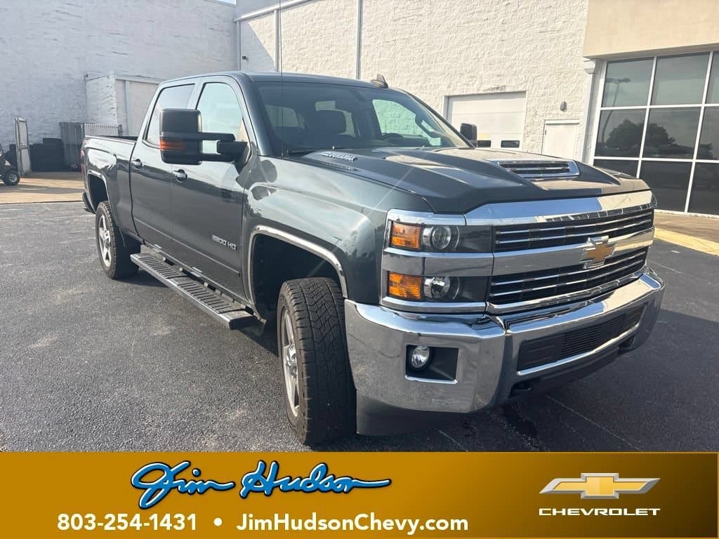 2018 Chevrolet Silverado 2500HD LT — photo 1 of 10