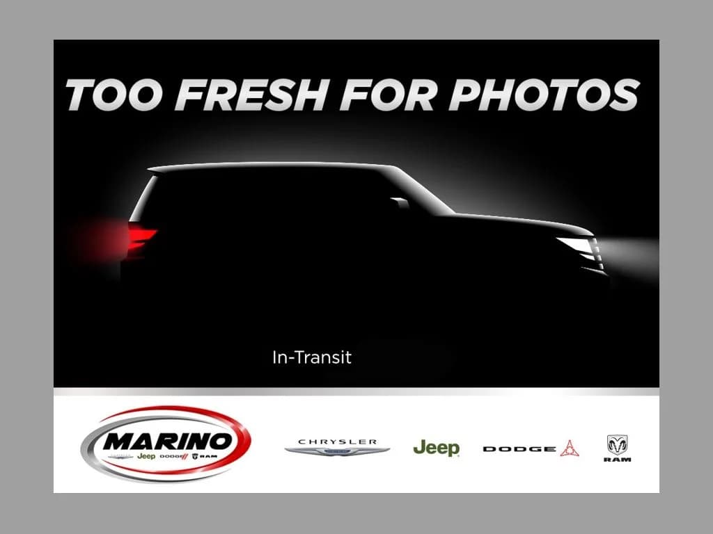 2023 Jeep Compass Trailhawk — photo 1 of 13