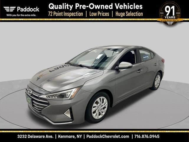2020 Hyundai Elantra SE — photo 1 of 25