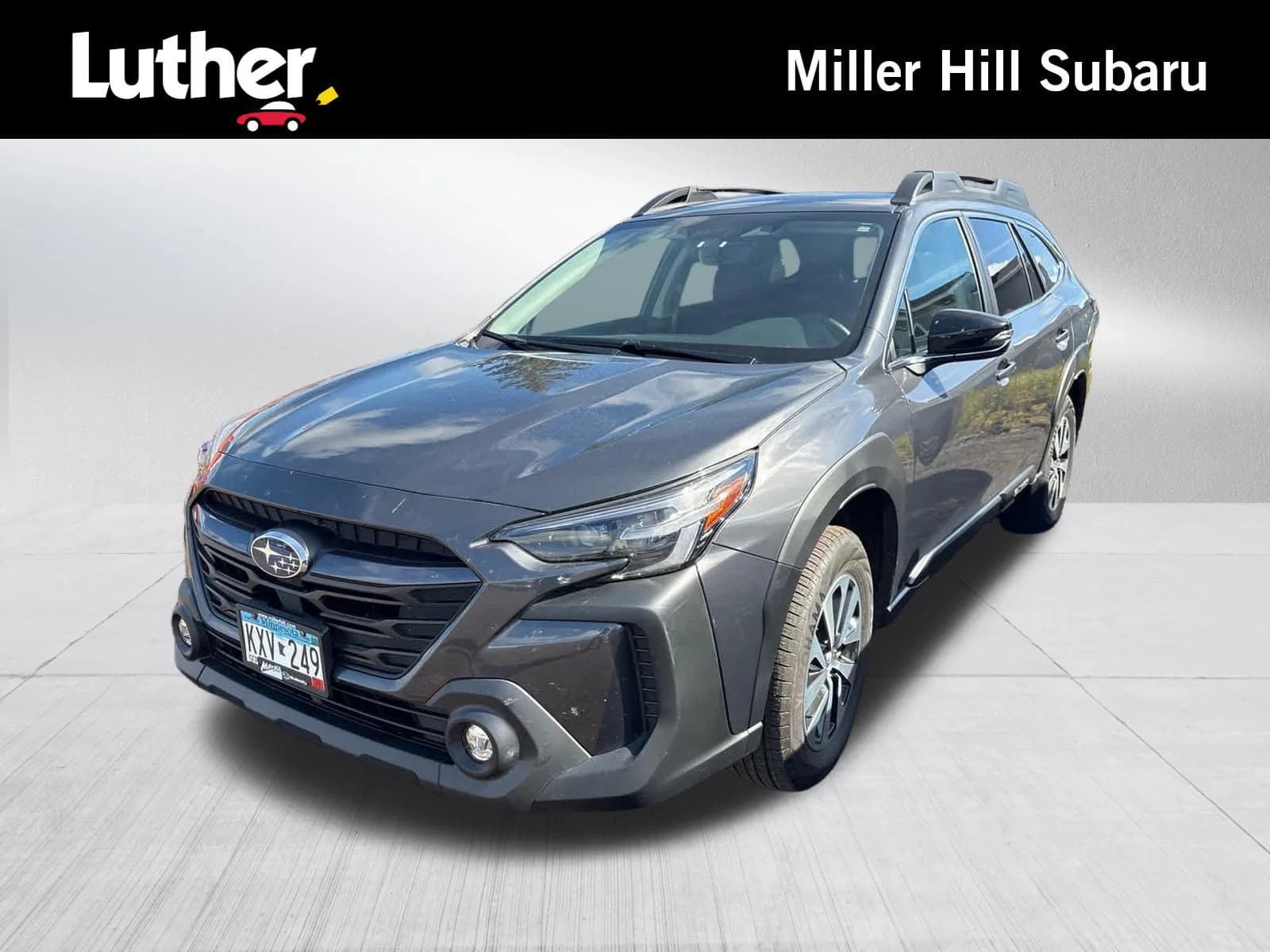 2024 Subaru Outback Premium — photo 1 of 22