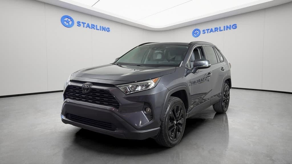 2020 Toyota RAV4 XLE Premium — photo 1 of 37