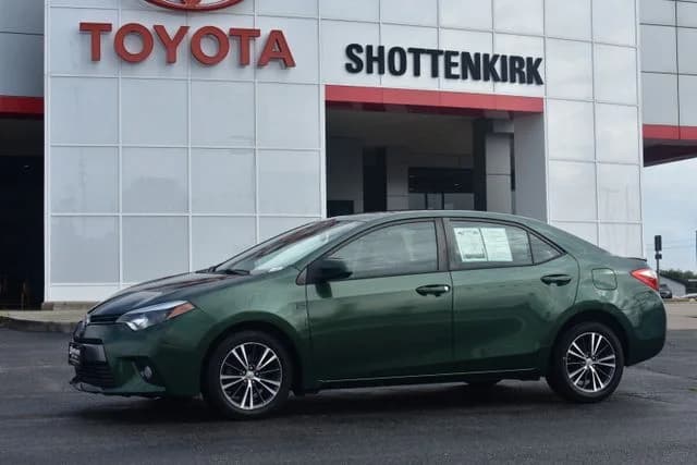 2016 Toyota Corolla LE Plus — photo 1 of 29