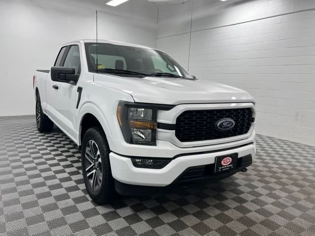 2023 Ford F-150 XL — photo 1 of 22