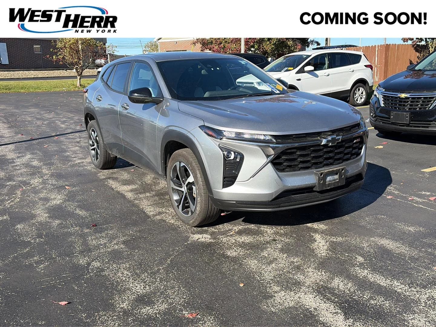 2025 Chevrolet Trax Base — photo 1 of 21