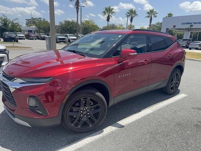 2022 Chevrolet Blazer LT — photo 1 of 6