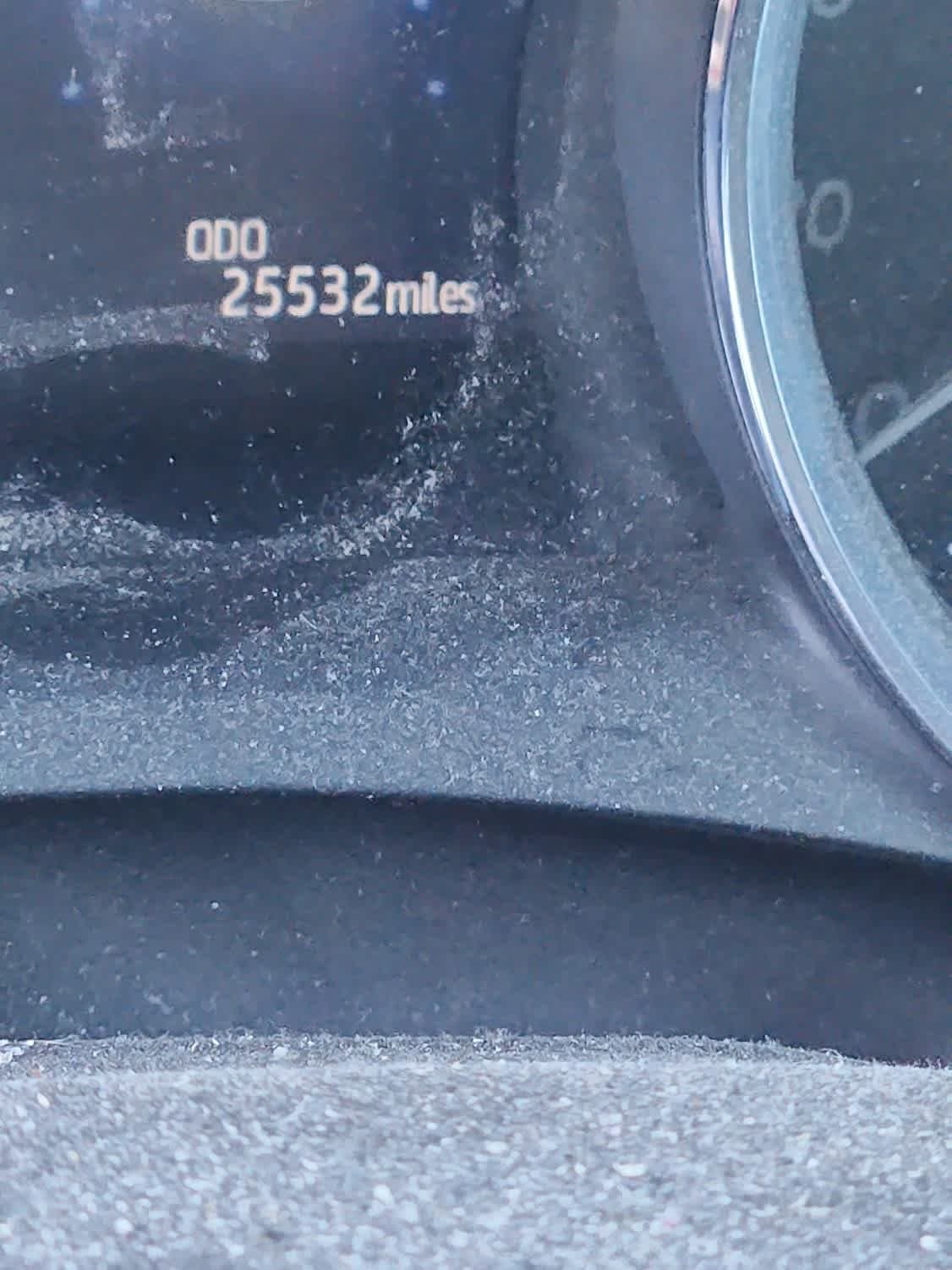2020 Toyota Camry LE — photo 1 of 4