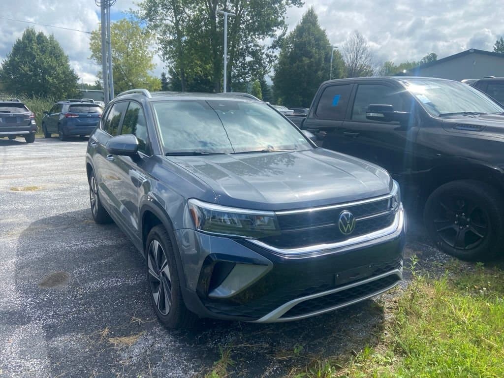 2024 Volkswagen Taos 1.5T SE — photo 1 of 17