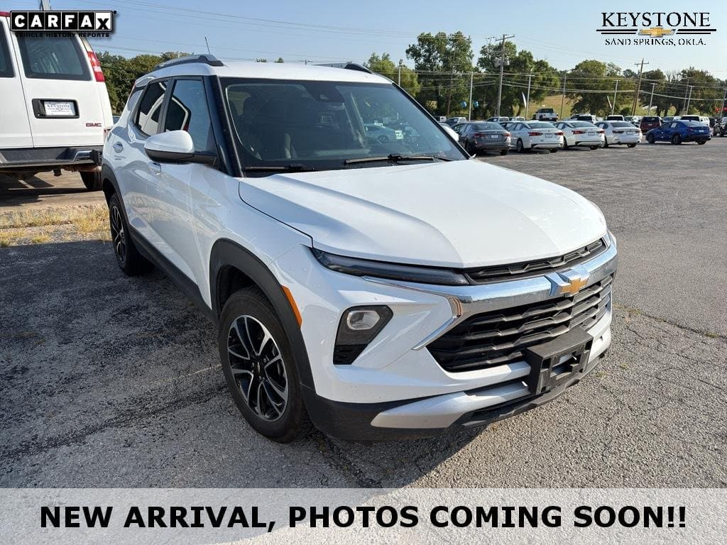 2025 Chevrolet Trailblazer LT — photo 1 of 3