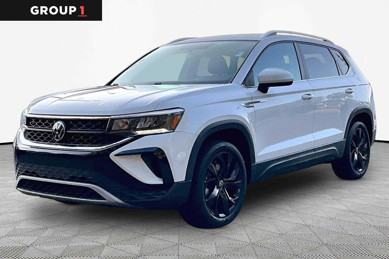 2022 Volkswagen Taos SE — photo 1 of 34