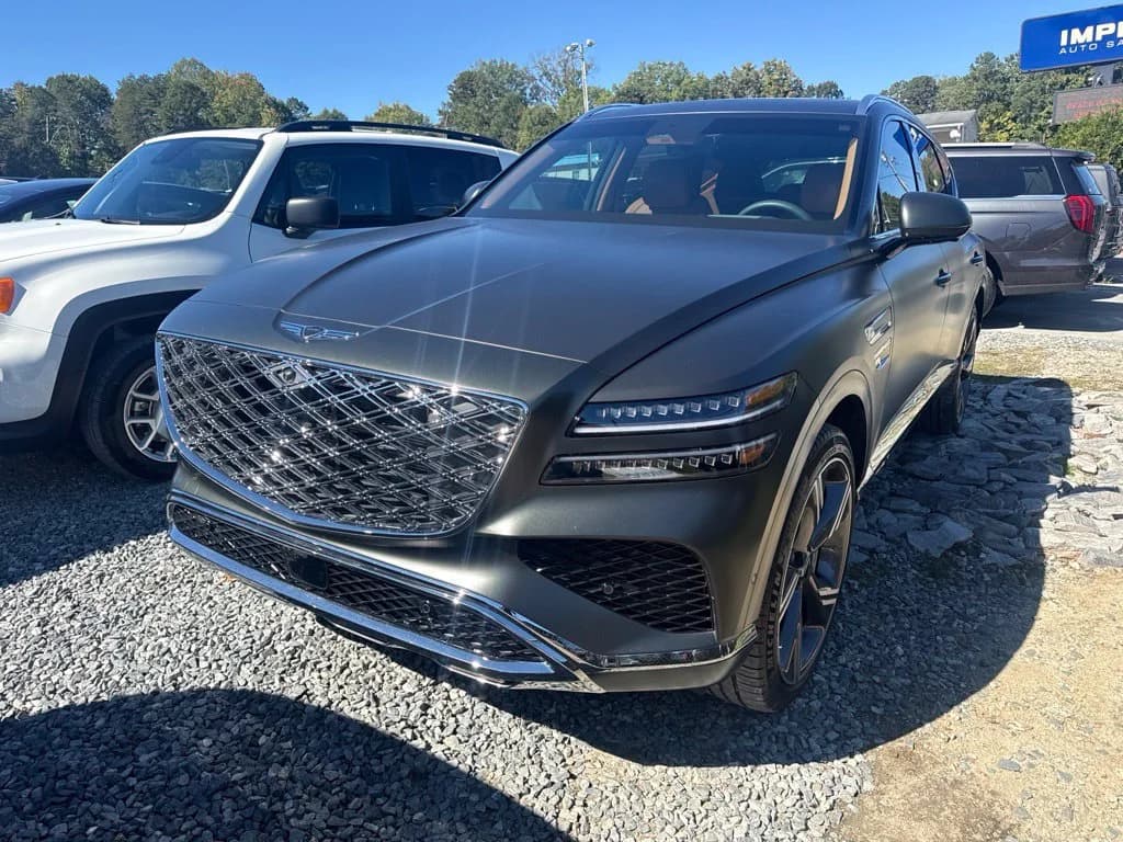 2025 Genesis GV80 2.5T Prestige — photo 1 of 5