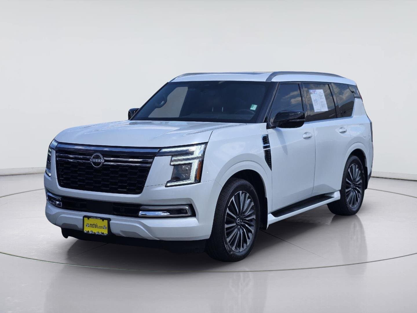 2026 Nissan Armada Platinum Reserve — photo 1 of 32