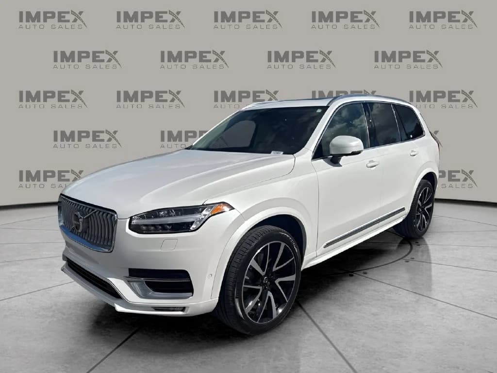 2023 Volvo XC90 Base — photo 1 of 33