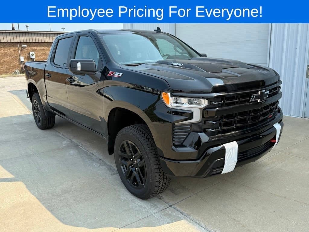 2026 Chevrolet Silverado 1500 LT Trail Boss — photo 1 of 11