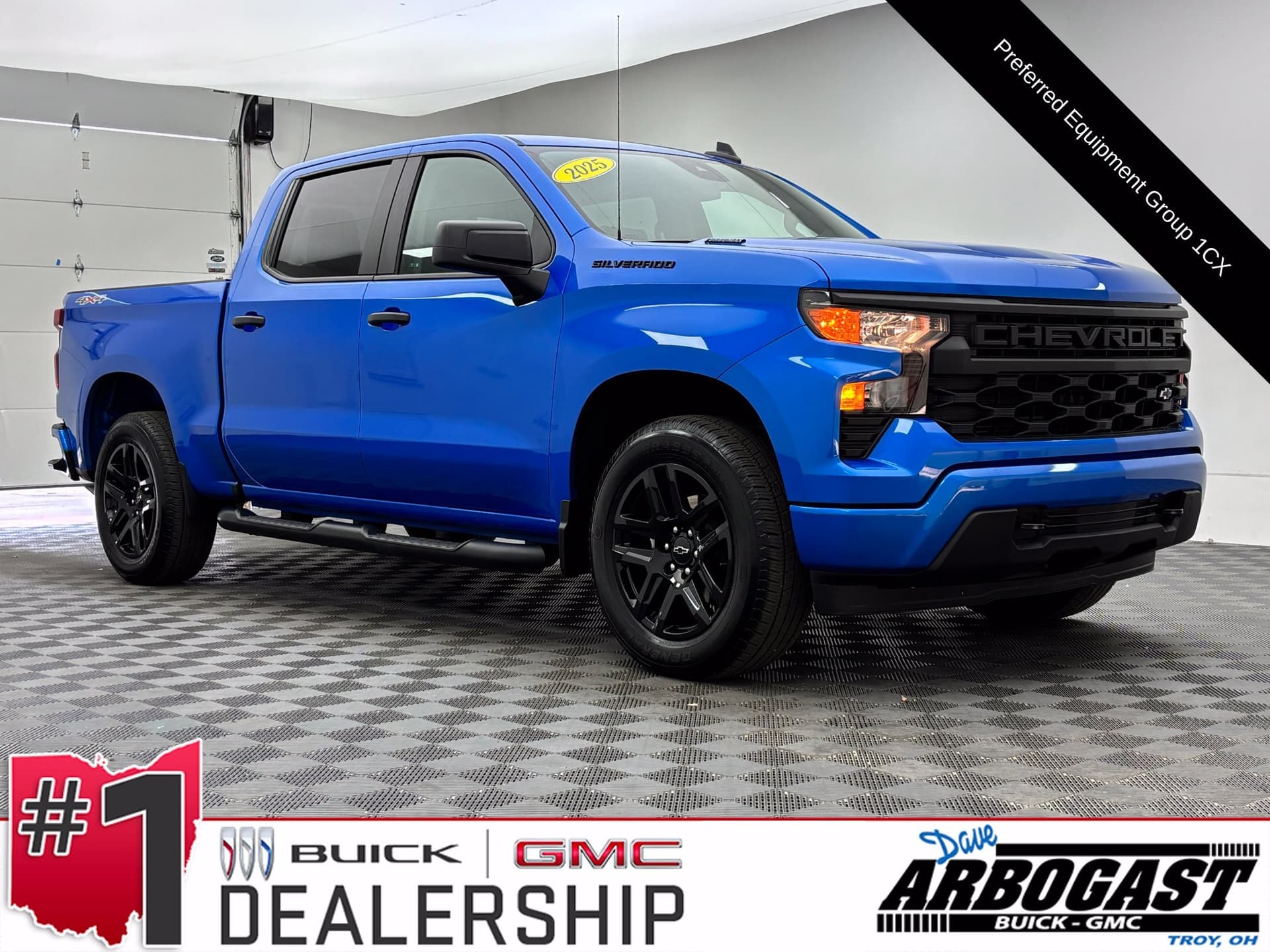 2025 Chevrolet Silverado 1500 Custom — photo 1 of 38