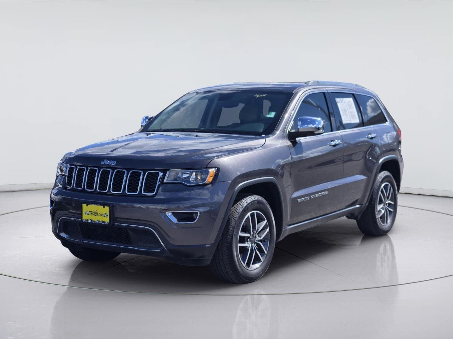 2019 Jeep Grand Cherokee Limited — photo 1 of 31