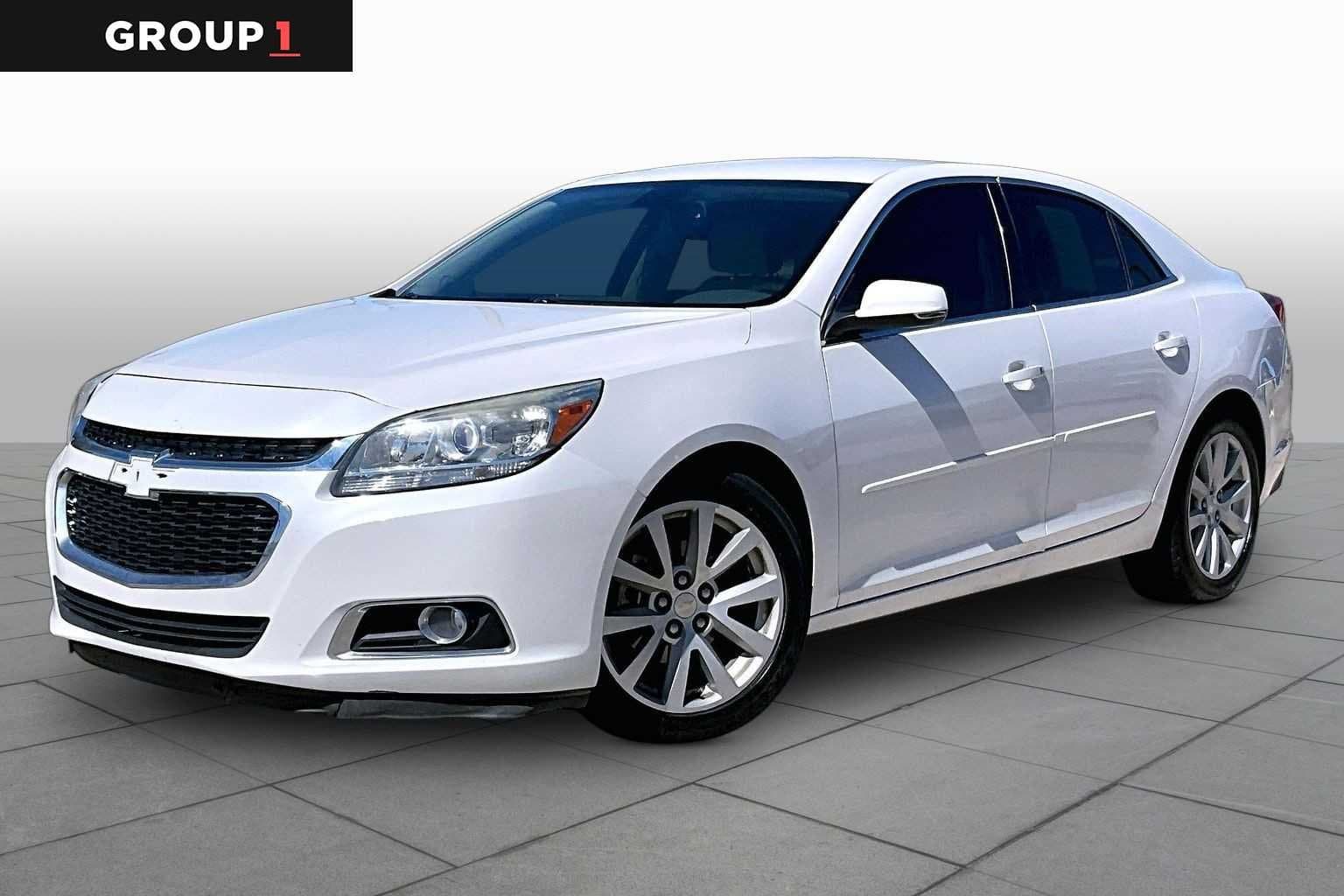2015 Chevrolet Malibu LT — photo 1 of 34