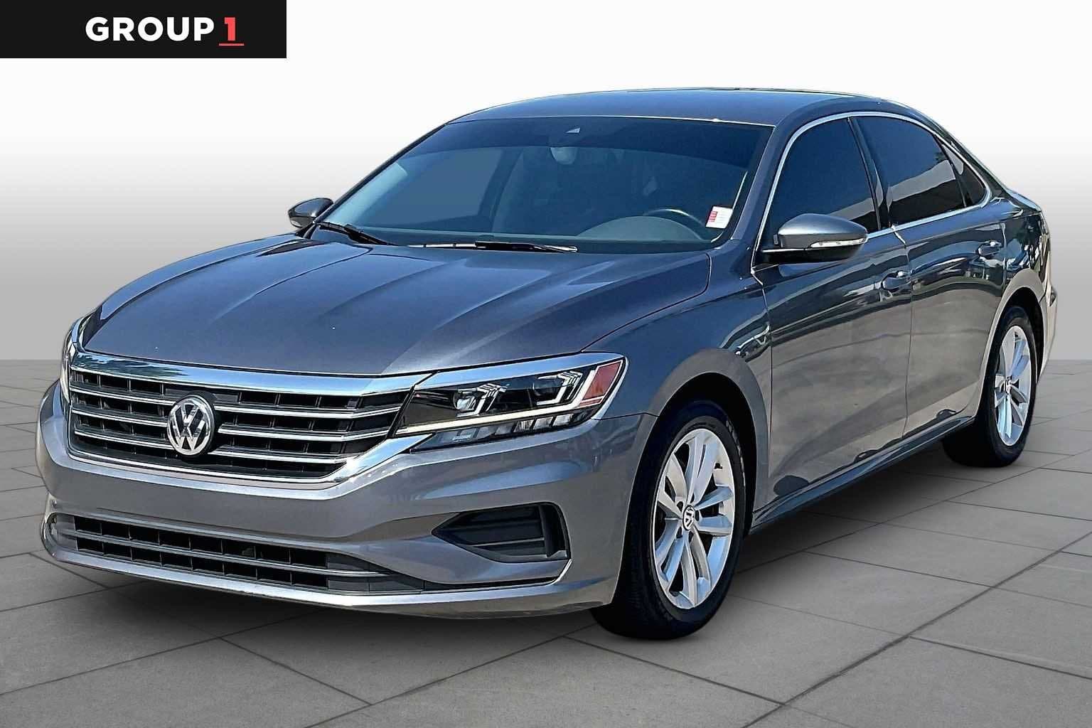 2020 Volkswagen Passat 2.0T SE — photo 1 of 33