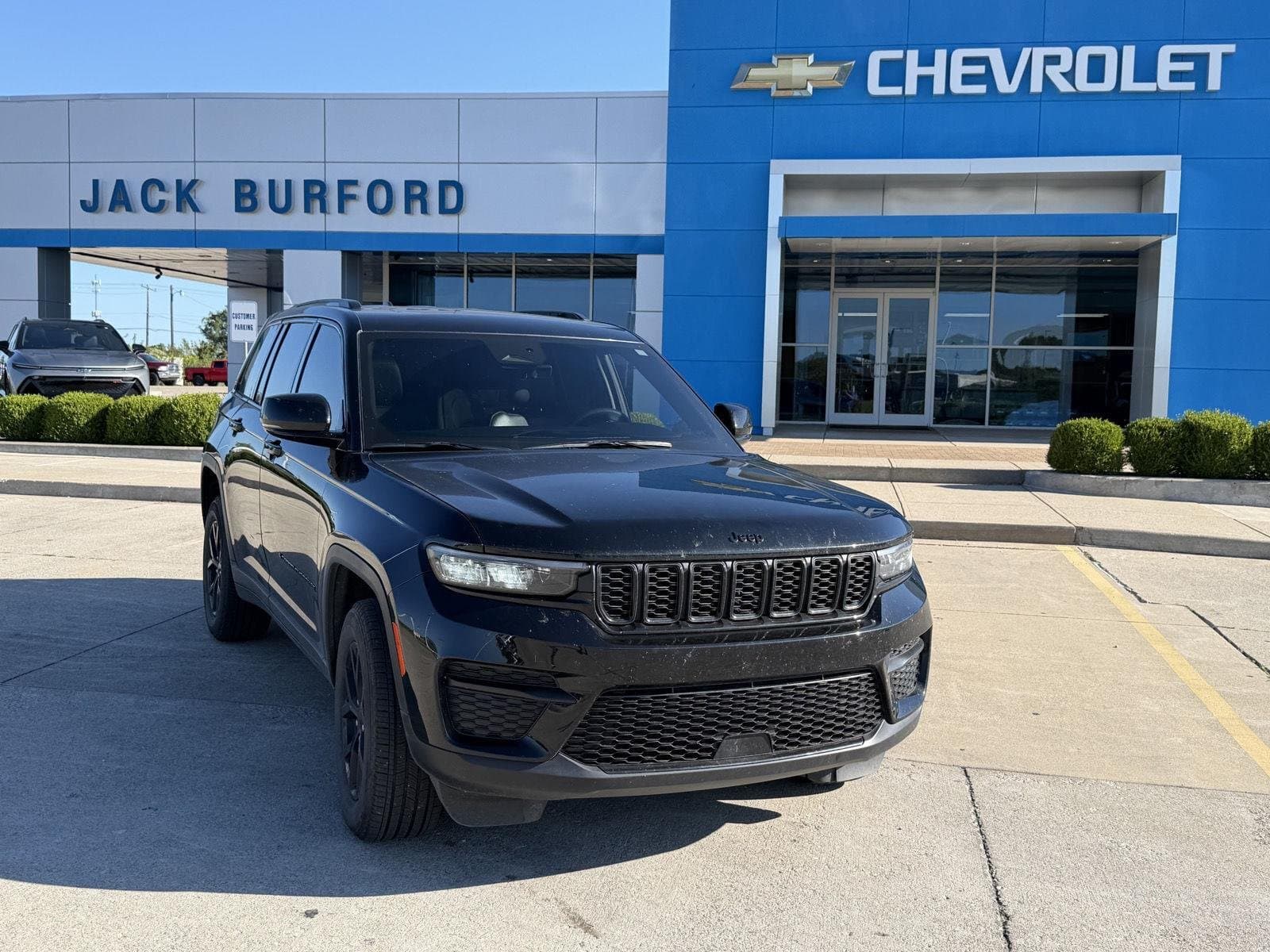 2025 Jeep Grand Cherokee Altitude X — photo 1 of 13