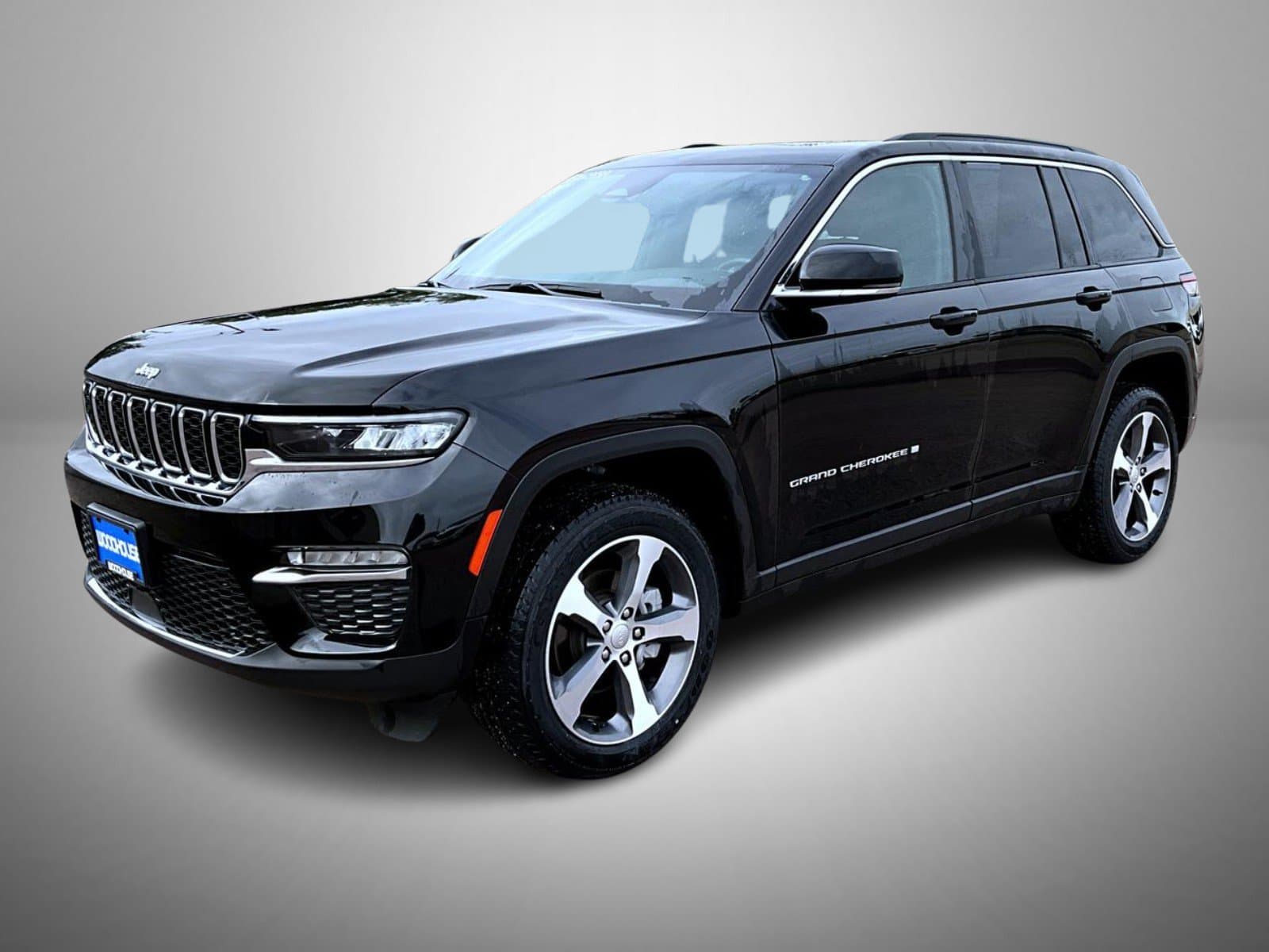 2024 Jeep Grand Cherokee Limited — photo 1 of 25