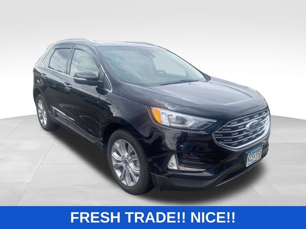 2019 Ford Edge Titanium — photo 1 of 4