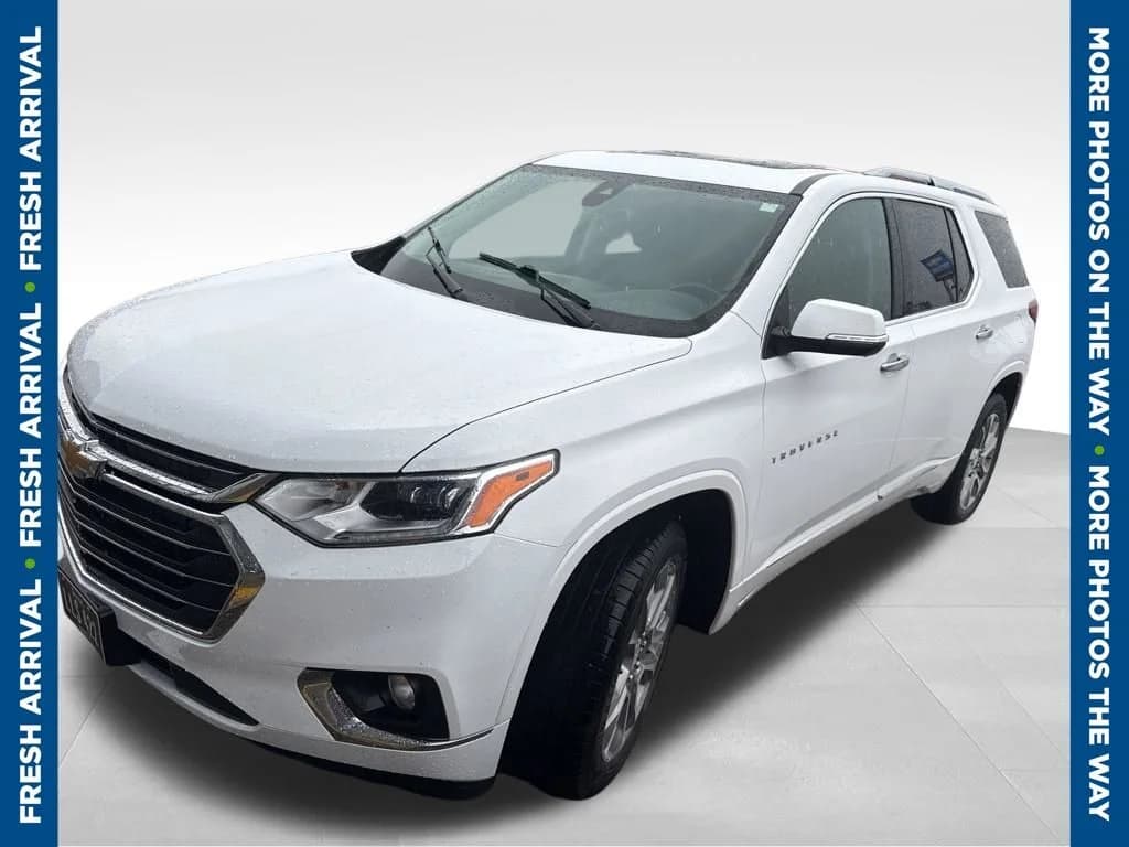 2021 Chevrolet Traverse Premier — photo 1 of 6