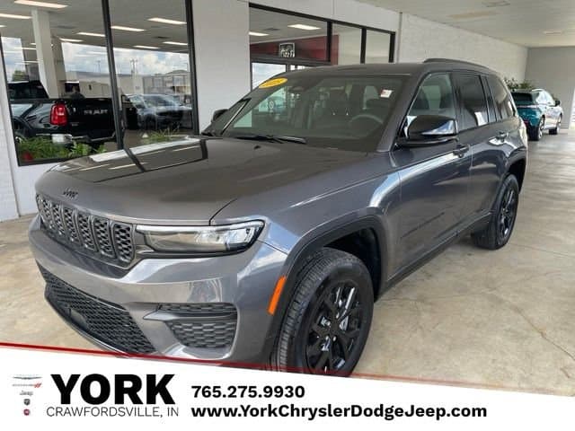 2025 Jeep Grand Cherokee Altitude X — photo 1 of 31