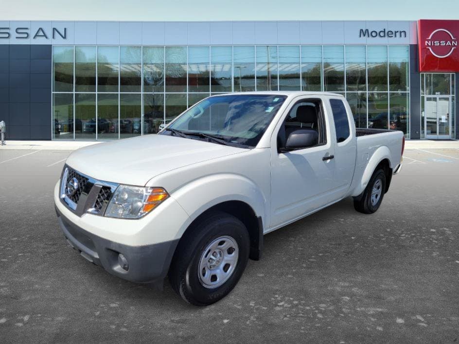 2019 Nissan Frontier S — photo 1 of 32