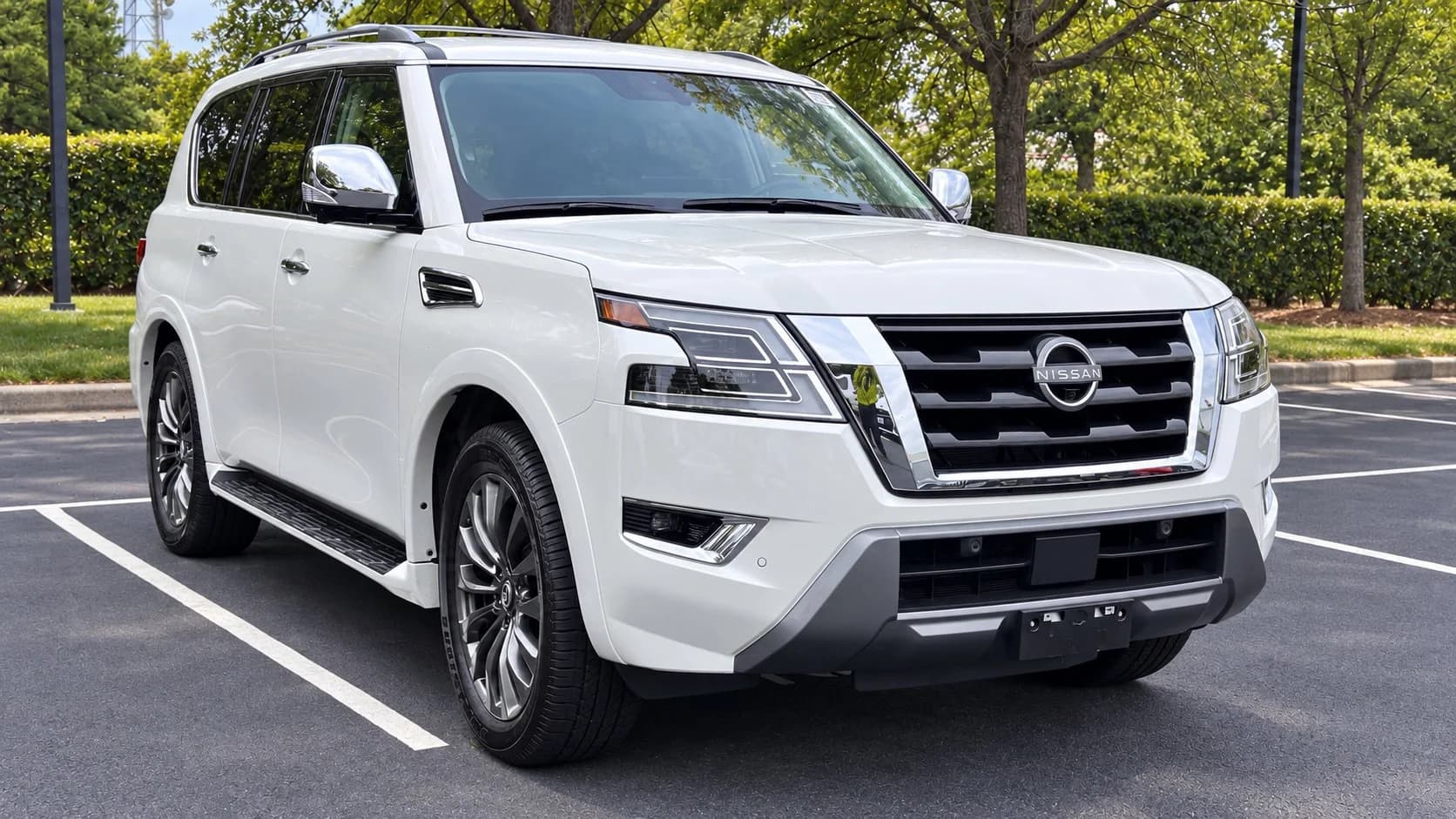 2024 Nissan Armada Platinum — photo 1 of 12