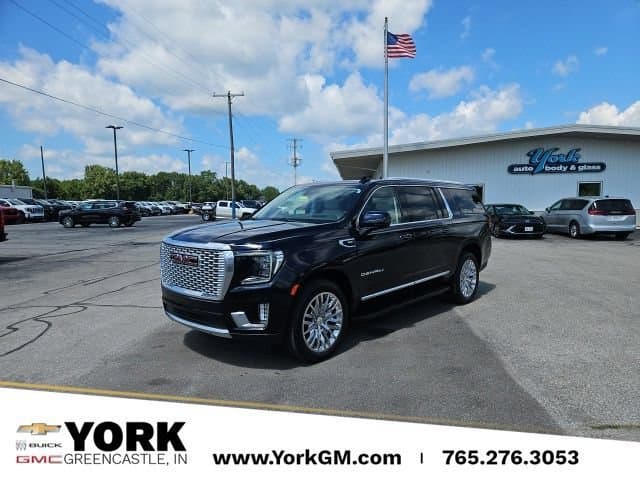 2023 GMC Yukon XL Denali — photo 1 of 51