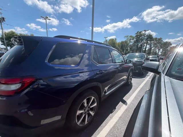 2024 Honda Pilot Elite — photo 1 of 2