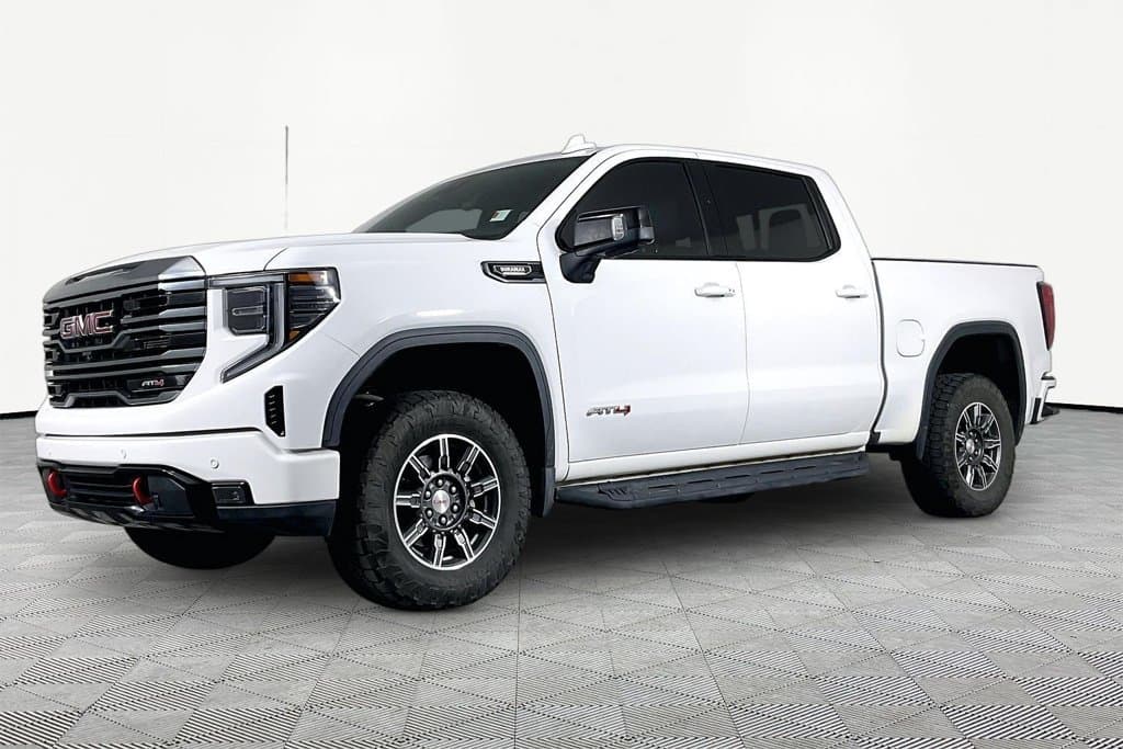 2024 GMC Sierra 1500 AT4 — photo 1 of 5