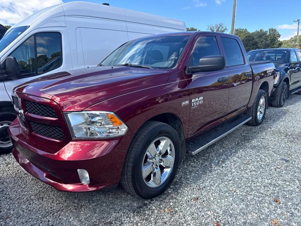 2019 RAM 1500 Classic Express — photo 1 of 4