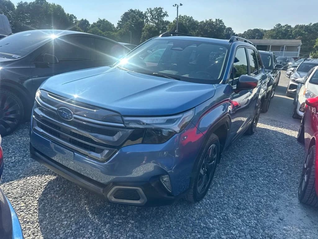 2025 Subaru Forester Limited — photo 1 of 6