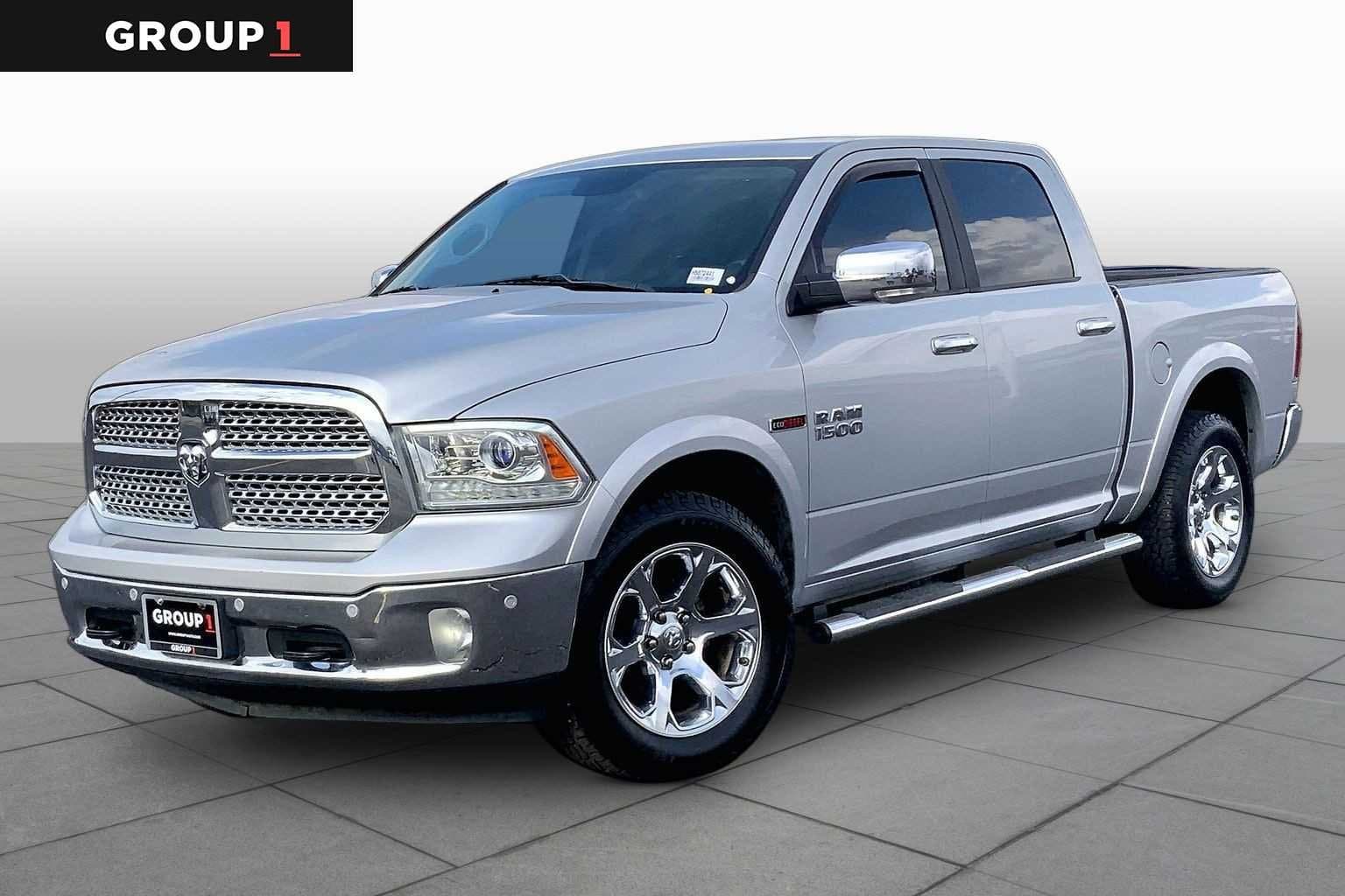 2017 RAM 1500 Laramie — photo 1 of 37