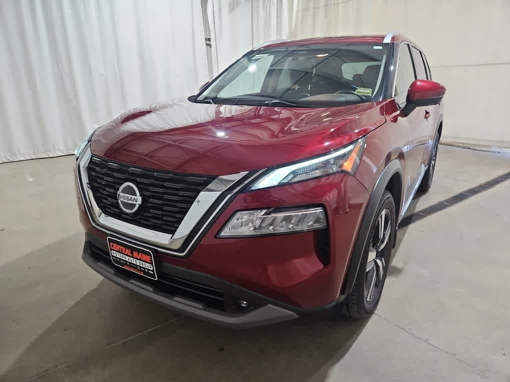 2021 Nissan Rogue SL — photo 1 of 14