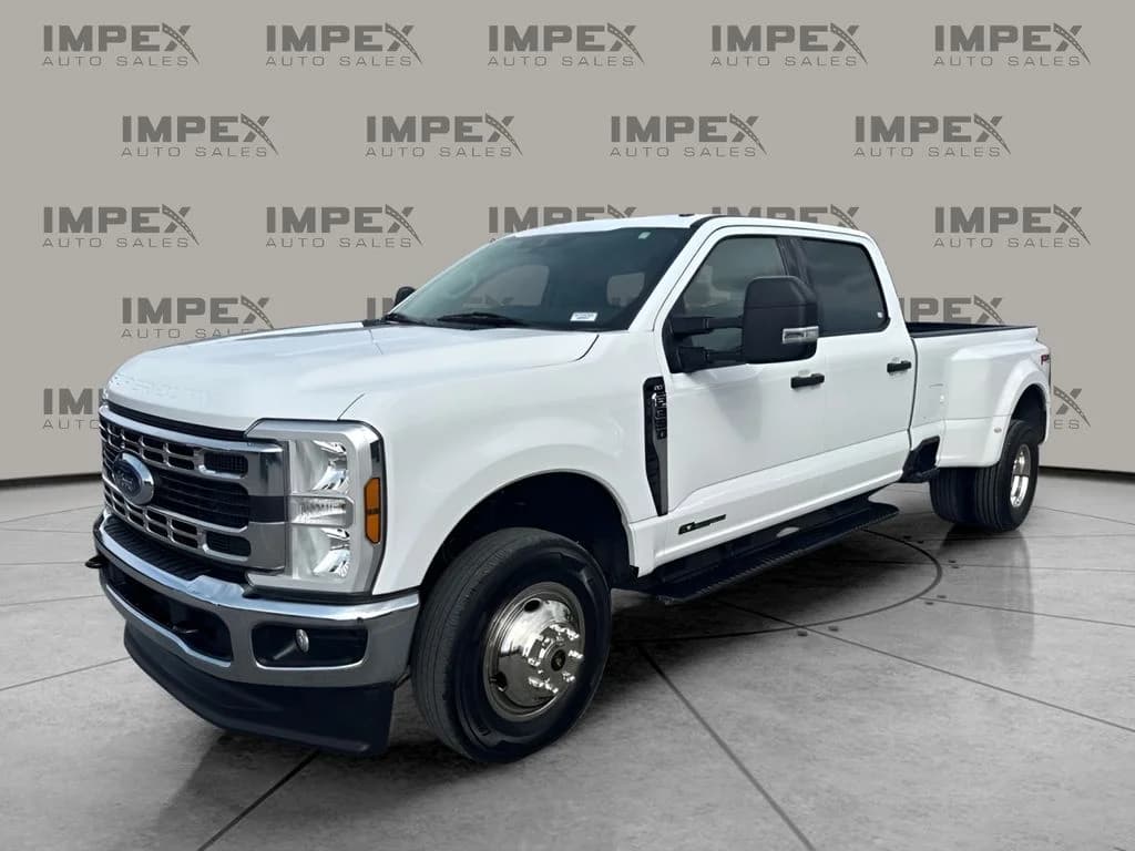 2024 Ford F-350SD XLT — photo 1 of 27