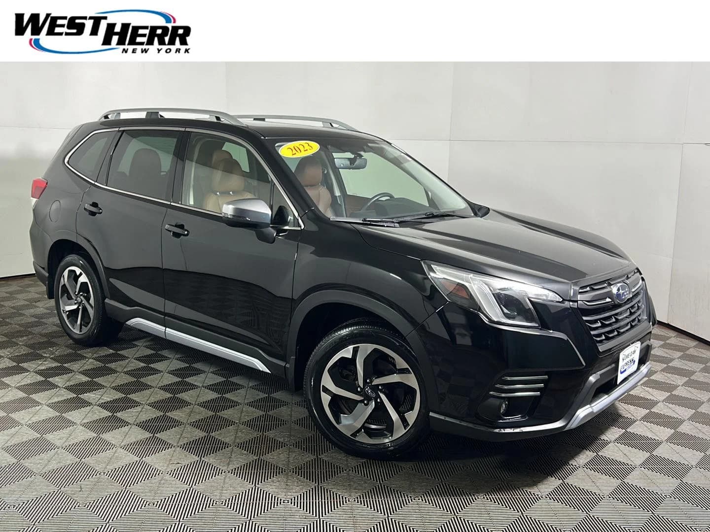 2023 Subaru Forester Touring — photo 1 of 35
