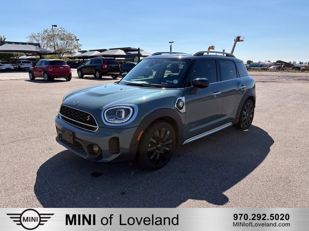 2022 Mini Countryman Cooper SE — photo 1 of 17