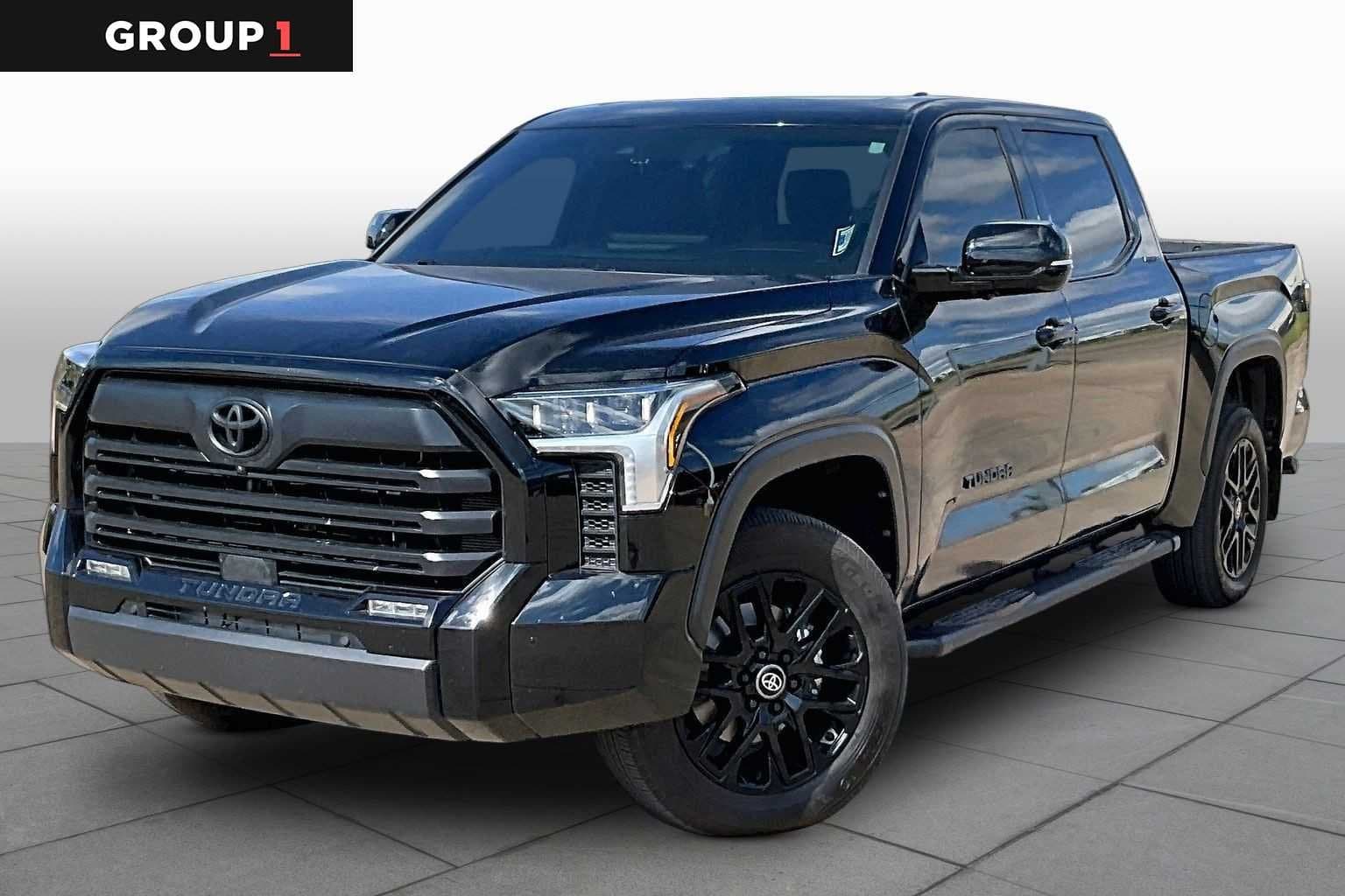 2025 Toyota Tundra 4WD Limited — photo 1 of 35