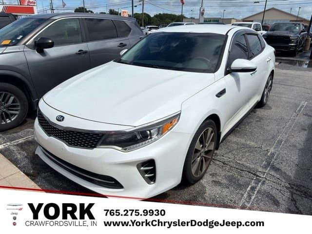 2016 Kia Optima SX — photo 1 of 11