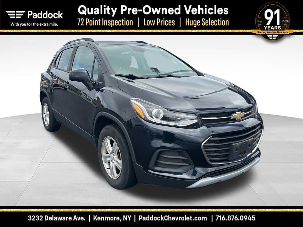 2021 Chevrolet Trax LT — photo 1 of 9