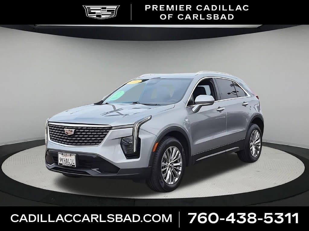 2024 Cadillac XT4 Base — photo 1 of 36
