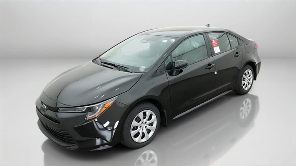 2027 Toyota Corolla LE — photo 1 of 24