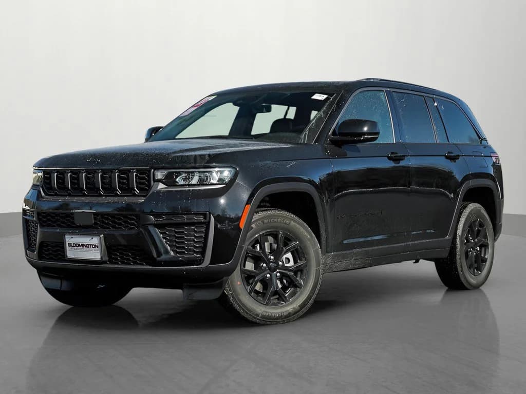 2026 Jeep Grand Cherokee Altitude — photo 1 of 26
