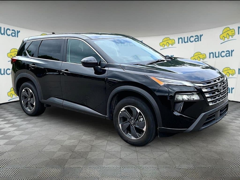 2026 Nissan Rogue SV — photo 1 of 10