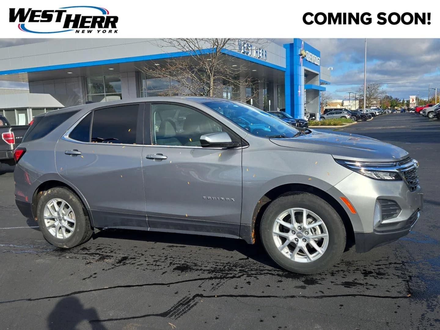 2024 Chevrolet Equinox LT — photo 1 of 15