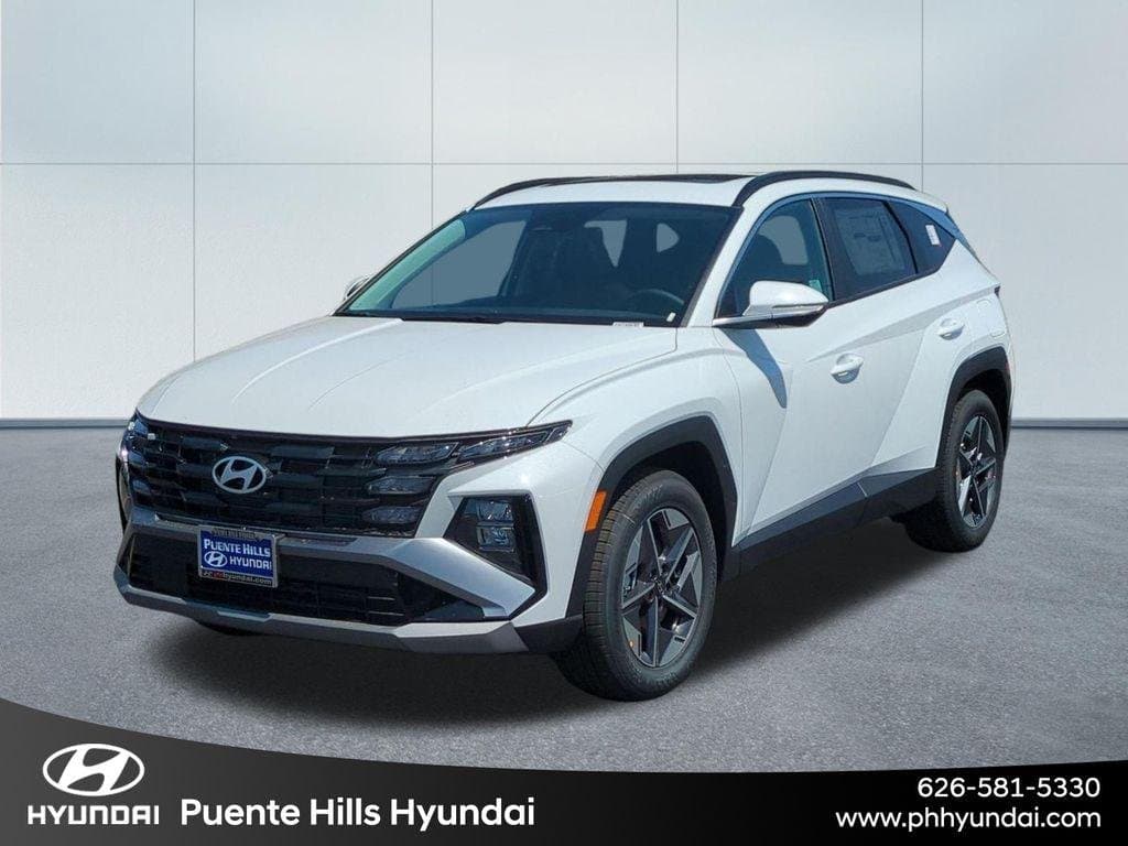 2026 Hyundai TUCSON SEL Premium FWD — photo 1 of 36